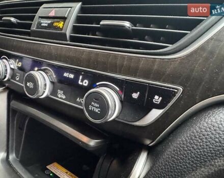 Черный Хонда Аккорд, объемом двигателя 1.5 л и пробегом 83 тыс. км за 14900 $, фото 13 на Automoto.ua