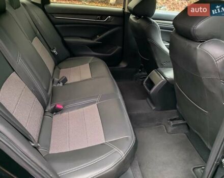 Черный Хонда Аккорд, объемом двигателя 1.5 л и пробегом 91 тыс. км за 17000 $, фото 16 на Automoto.ua