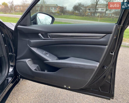 Черный Хонда Аккорд, объемом двигателя 1.5 л и пробегом 113 тыс. км за 18500 $, фото 11 на Automoto.ua