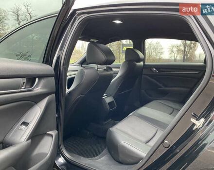 Черный Хонда Аккорд, объемом двигателя 1.5 л и пробегом 113 тыс. км за 18500 $, фото 14 на Automoto.ua