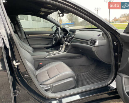 Черный Хонда Аккорд, объемом двигателя 1.5 л и пробегом 113 тыс. км за 18500 $, фото 12 на Automoto.ua