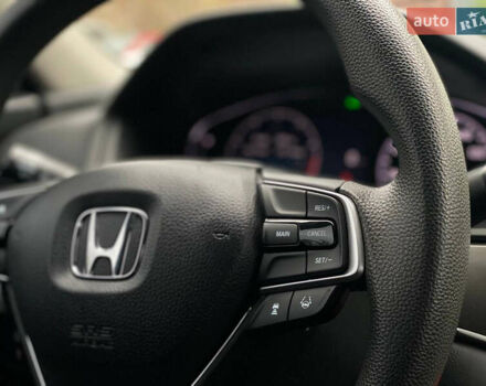 Черный Хонда Аккорд, объемом двигателя 1.5 л и пробегом 43 тыс. км за 21500 $, фото 11 на Automoto.ua