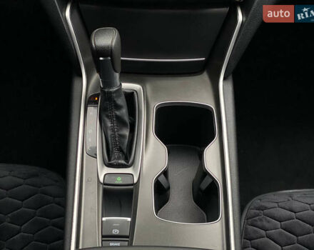 Черный Хонда Аккорд, объемом двигателя 1.5 л и пробегом 43 тыс. км за 21500 $, фото 15 на Automoto.ua