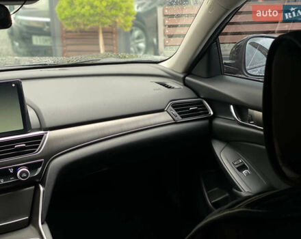 Черный Хонда Аккорд, объемом двигателя 1.5 л и пробегом 43 тыс. км за 21500 $, фото 9 на Automoto.ua