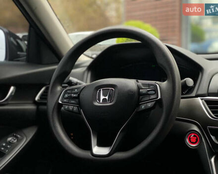 Черный Хонда Аккорд, объемом двигателя 1.5 л и пробегом 43 тыс. км за 21500 $, фото 10 на Automoto.ua