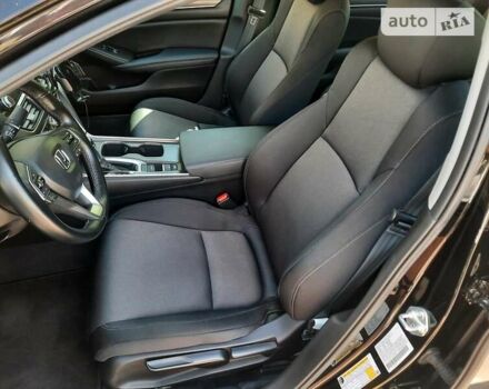 Черный Хонда Аккорд, объемом двигателя 1.5 л и пробегом 28 тыс. км за 21800 $, фото 16 на Automoto.ua