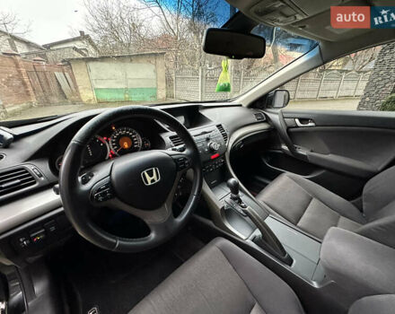 Чорний Хонда Аккорд, об'ємом двигуна 2 л та пробігом 253 тис. км за 7399 $, фото 31 на Automoto.ua