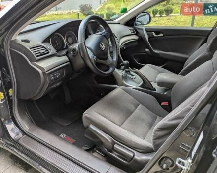 Чорний Хонда Аккорд, об'ємом двигуна 2 л та пробігом 252 тис. км за 8300 $, фото 24 на Automoto.ua