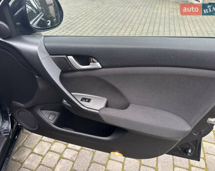 Чорний Хонда Аккорд, об'ємом двигуна 2 л та пробігом 253 тис. км за 7399 $, фото 40 на Automoto.ua