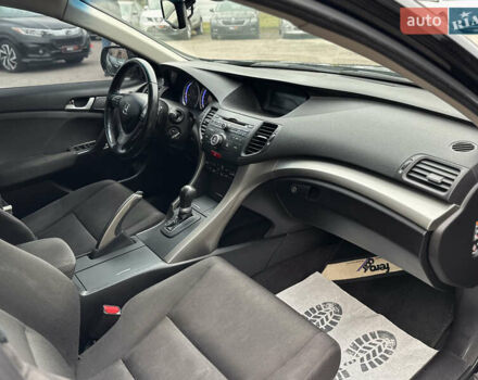 Черный Хонда Аккорд, объемом двигателя 2.2 л и пробегом 175 тыс. км за 10200 $, фото 25 на Automoto.ua