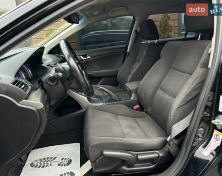 Черный Хонда Аккорд, объемом двигателя 2.2 л и пробегом 175 тыс. км за 10200 $, фото 21 на Automoto.ua