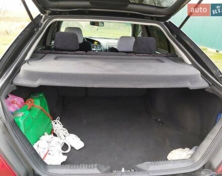 Черный Хонда Аккорд, объемом двигателя 1.6 л и пробегом 385 тыс. км за 3000 $, фото 6 на Automoto.ua