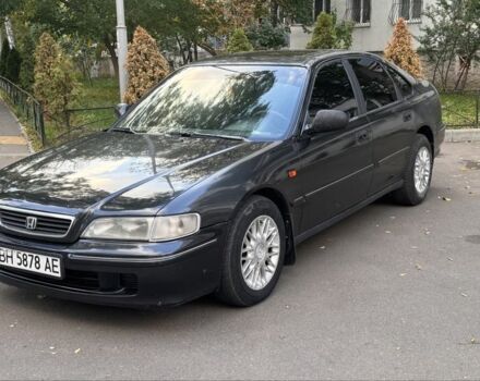 Чорний Хонда Аккорд, об'ємом двигуна 1.8 л та пробігом 350 тис. км за 2000 $, фото 1 на Automoto.ua