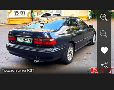 Черный Хонда Аккорд, объемом двигателя 1.8 л и пробегом 333 тыс. км за 2500 $, фото 1 на Automoto.ua