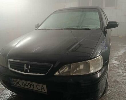 Черный Хонда Аккорд, объемом двигателя 1.99 л и пробегом 350 тыс. км за 1999 $, фото 1 на Automoto.ua