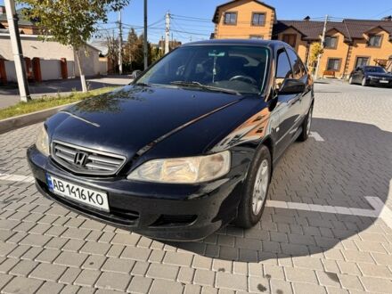 Черный Хонда Аккорд, объемом двигателя 1.9 л и пробегом 333 тыс. км за 2850 $, фото 1 на Automoto.ua