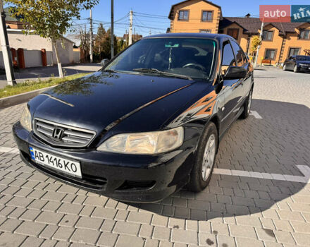 Черный Хонда Аккорд, объемом двигателя 1.85 л и пробегом 333 тыс. км за 2950 $, фото 1 на Automoto.ua