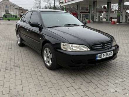 Черный Хонда Аккорд, объемом двигателя 1.8 л и пробегом 330 тыс. км за 3950 $, фото 1 на Automoto.ua