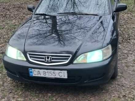 Черный Хонда Аккорд, объемом двигателя 1.9 л и пробегом 690 тыс. км за 3200 $, фото 1 на Automoto.ua