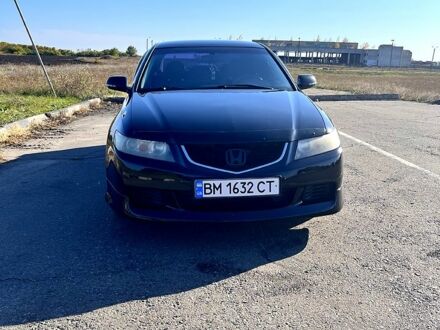 Черный Хонда Аккорд, объемом двигателя 2 л и пробегом 211 тыс. км за 6000 $, фото 1 на Automoto.ua