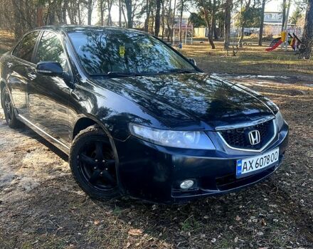 Черный Хонда Аккорд, объемом двигателя 2 л и пробегом 300 тыс. км за 5800 $, фото 1 на Automoto.ua