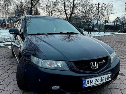 Хонда Аккорд 2003 у Бердичеве на Automoto.ua Чорний Хонда Аккорд, об'ємом двигуна 2 л та пробігом 226 тис. км за 5500 $, фото 1 на Automoto.ua