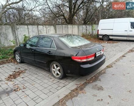Черный Хонда Аккорд, объемом двигателя 2.4 л и пробегом 250 тыс. км за 4500 $, фото 1 на Automoto.ua