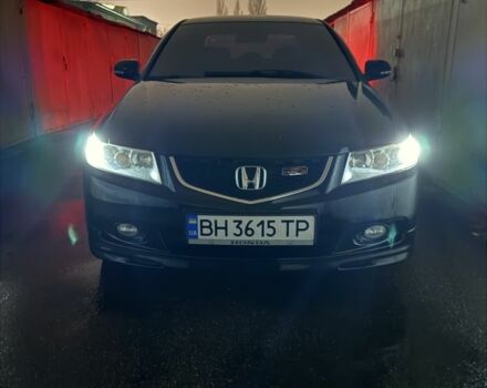 Черный Хонда Аккорд, объемом двигателя 2.4 л и пробегом 303 тыс. км за 6900 $, фото 1 на Automoto.ua