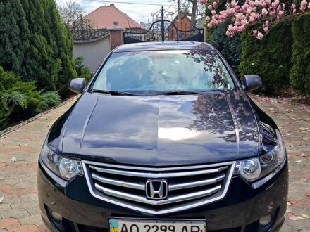 Хонда Аккорд 2008 в Ужгороде на Automoto.ua Черный Хонда Аккорд, объемом двигателя 24 л и пробегом 305 тыс. км за 7900 $, фото 1 на Automoto.ua