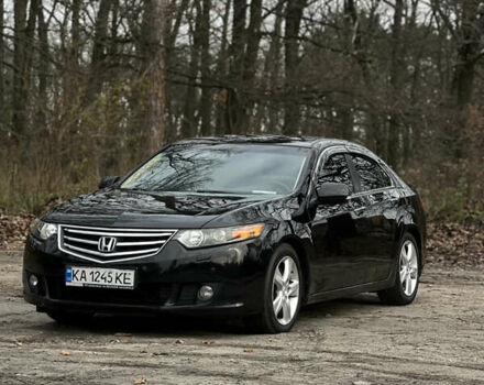 Черный Хонда Аккорд, объемом двигателя 2.35 л и пробегом 235 тыс. км за 8300 $, фото 1 на Automoto.ua