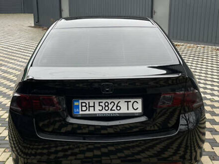 Черный Хонда Аккорд, объемом двигателя 2.4 л и пробегом 177 тыс. км за 10200 $, фото 1 на Automoto.ua