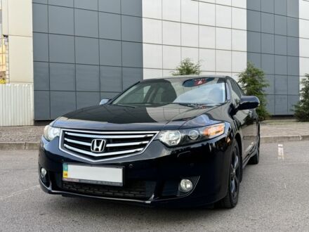 Черный Хонда Аккорд, объемом двигателя 2.4 л и пробегом 235 тыс. км за 11000 $, фото 1 на Automoto.ua