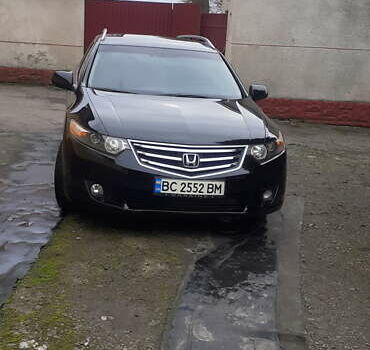 Черный Хонда Аккорд, объемом двигателя 2.2 л и пробегом 175 тыс. км за 9500 $, фото 1 на Automoto.ua