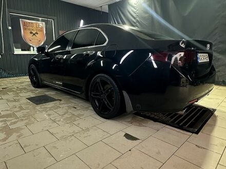 Черный Хонда Аккорд, объемом двигателя 2.4 л и пробегом 265 тыс. км за 10300 $, фото 1 на Automoto.ua