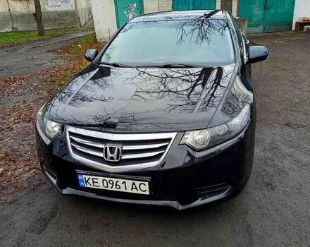 Черный Хонда Аккорд, объемом двигателя 2 л и пробегом 200 тыс. км за 9000 $, фото 1 на Automoto.ua