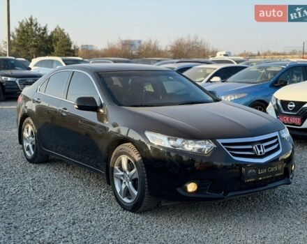 Черный Хонда Аккорд, объемом двигателя 2 л и пробегом 215 тыс. км за 10999 $, фото 1 на Automoto.ua