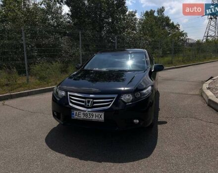 Черный Хонда Аккорд, объемом двигателя 2 л и пробегом 144 тыс. км за 9500 $, фото 1 на Automoto.ua