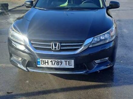 Черный Хонда Аккорд, объемом двигателя 2.36 л и пробегом 200 тыс. км за 11999 $, фото 1 на Automoto.ua