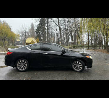 Черный Хонда Аккорд, объемом двигателя 2.35 л и пробегом 279 тыс. км за 10500 $, фото 1 на Automoto.ua