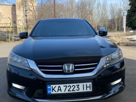 Хонда Аккорд 2013 в Славянске на Automoto.ua Черный Хонда Аккорд, объемом двигателя 3.5 л и пробегом 348 тыс. км за 11880 $, фото 1 на Automoto.ua