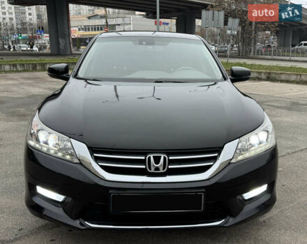 Черный Хонда Аккорд, объемом двигателя 2.36 л и пробегом 222 тыс. км за 10900 $, фото 1 на Automoto.ua