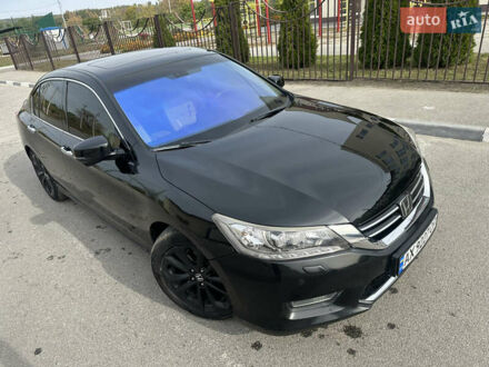 Черный Хонда Аккорд, объемом двигателя 3.47 л и пробегом 182 тыс. км за 12500 $, фото 1 на Automoto.ua