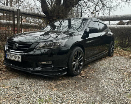 Черный Хонда Аккорд, объемом двигателя 3.47 л и пробегом 109 тыс. км за 19000 $, фото 1 на Automoto.ua