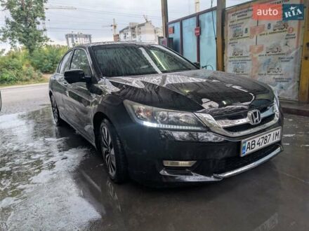 Хонда Аккорд 2014 в Тернополе на Automoto.ua Черный Хонда Аккорд, объемом двигателя 2 л и пробегом 180 тыс. км за 14200 $, фото 1 на Automoto.ua