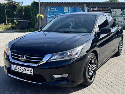Чорний Хонда Аккорд, об'ємом двигуна 2.4 л та пробігом 119 тис. км за 15000 $, фото 1 на Automoto.ua
