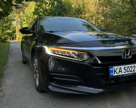 Чорний Хонда Аккорд, об'ємом двигуна 1.5 л та пробігом 148 тис. км за 16000 $, фото 1 на Automoto.ua