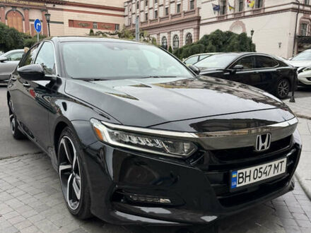 Черный Хонда Аккорд, объемом двигателя 1.5 л и пробегом 137 тыс. км за 17500 $, фото 1 на Automoto.ua