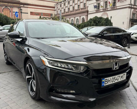 Черный Хонда Аккорд, объемом двигателя 1.5 л и пробегом 137 тыс. км за 17500 $, фото 1 на Automoto.ua