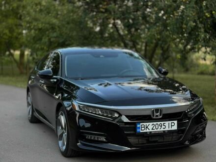 Черный Хонда Аккорд, объемом двигателя 1.5 л и пробегом 215 тыс. км за 16400 $, фото 1 на Automoto.ua