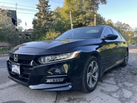 Черный Хонда Аккорд, объемом двигателя 1.5 л и пробегом 120 тыс. км за 19000 $, фото 1 на Automoto.ua